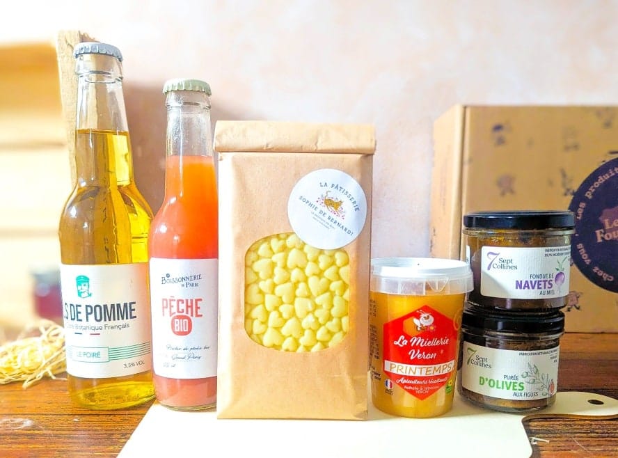Paniers garnis pour la box mensuelle plaisir